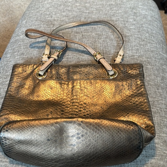 Michael Kors-Gold “Raven” Embossed Leather
Shoulder Bag, - Picture 7 of 11